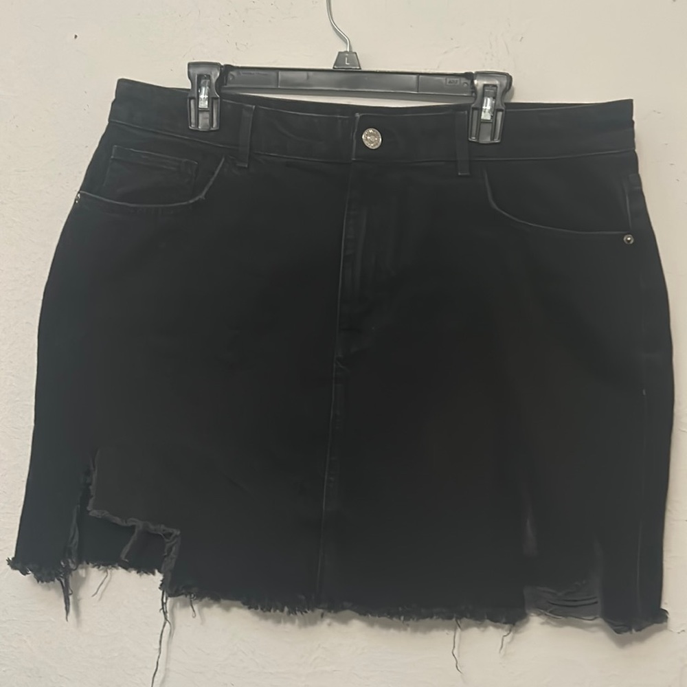 Forever 21 plus 2x black denim skirt